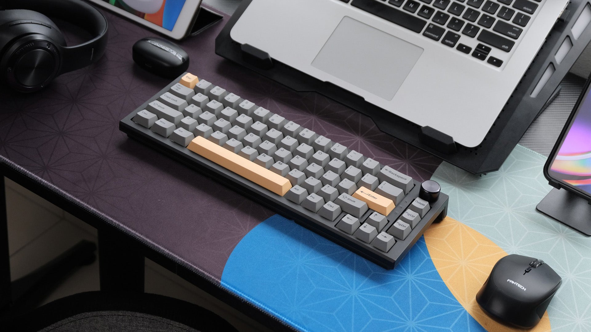 Fantech World